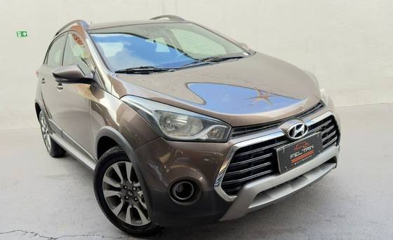HYUNDAI HB20X 1.6 16V STYLE FLEX 4P MANUAL HYUNDAI HB20X 1.6 16V STYLE FLEX 4P MANUAL